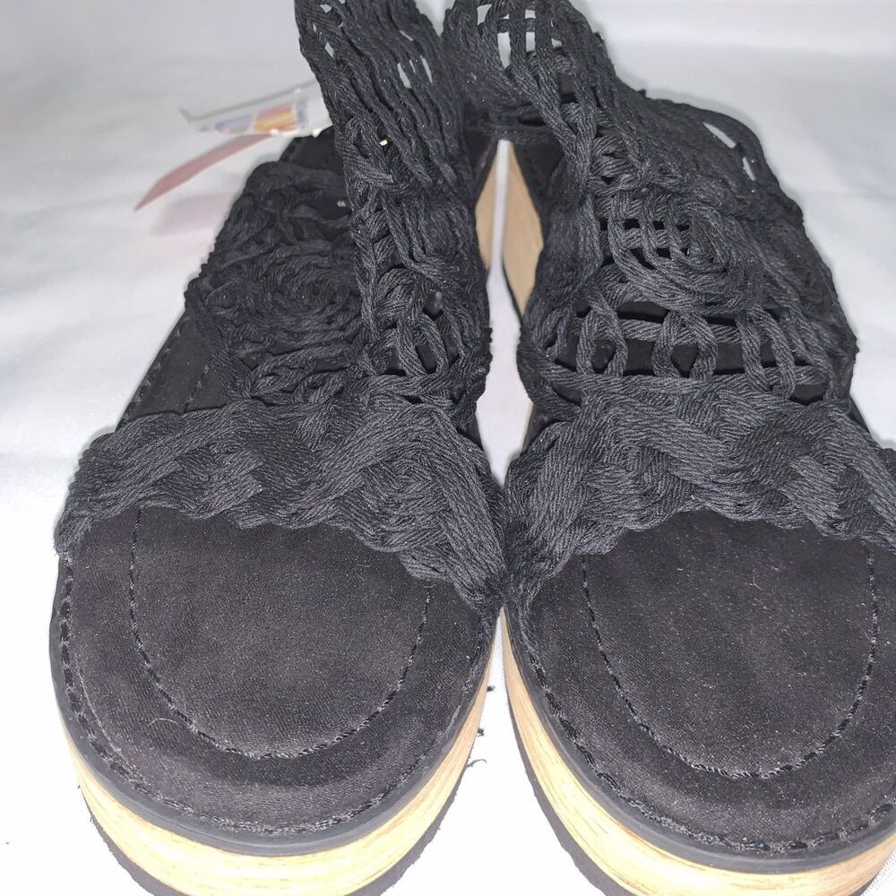 Women’s MukLuks Lightweight Black Wedge Sandals Shoes Size  9.5 Non-skid Outsole - Picture 10 of 13